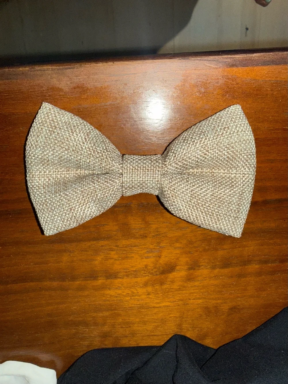 Textured Beige Linen Bow Tie